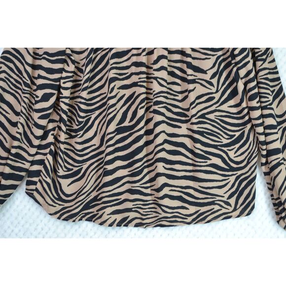 Everly Women's Small Tan Black Zebra Print Lightweight Long Sleeve Blouse - Picture 9 of 11